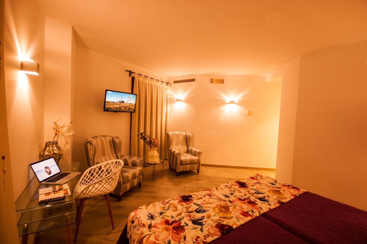Hotel Hc Zoom Pozoblanco Eksteriør billede
